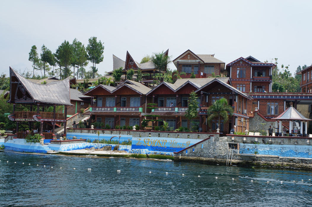 Wisata Danau Toba Dan Pulau Samosir di Sumatera Utara - Salah Satu Resort Di Samosir