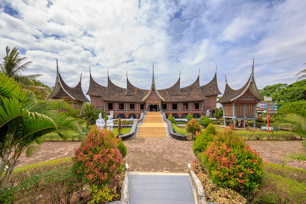 Lokasi Wisata Di Padang | Sumatera Barat - Museum Adityawarman