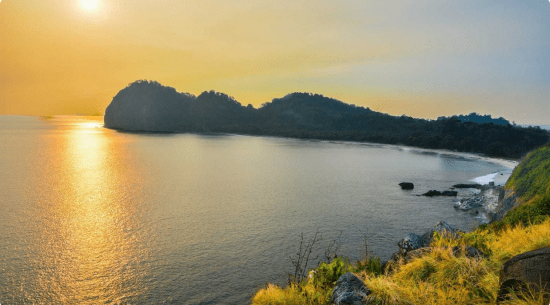 Tempat Wisata Pulau Sangiang