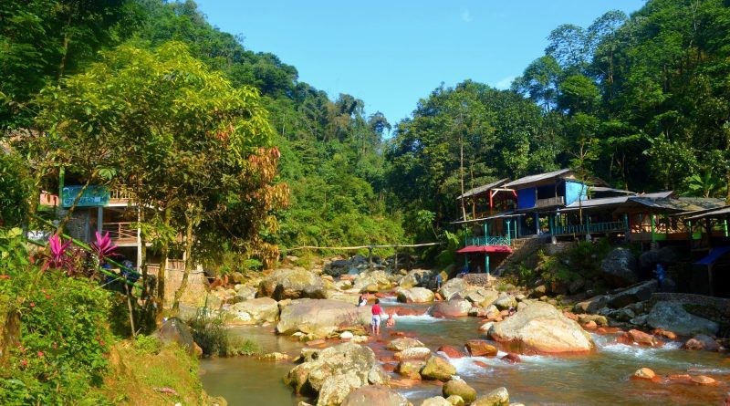 Wisata Alam Air Panas Ciparay