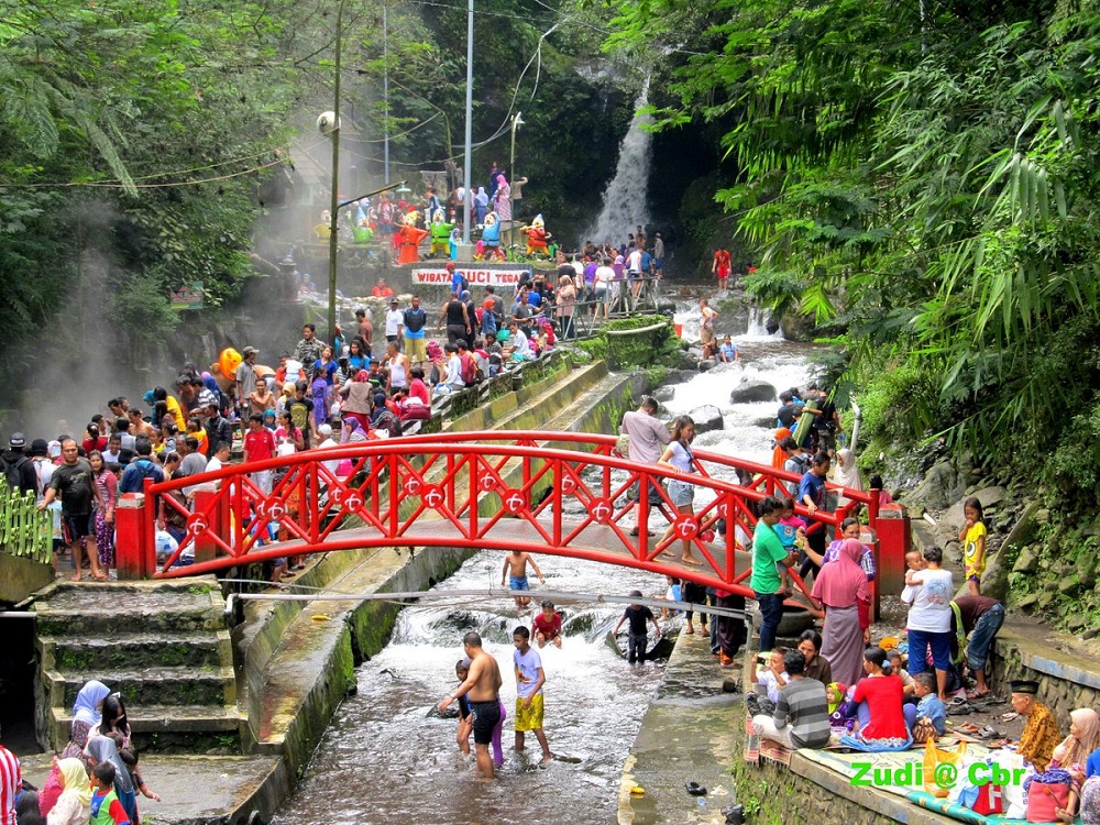 Permandian Air Panas Guci Tegal