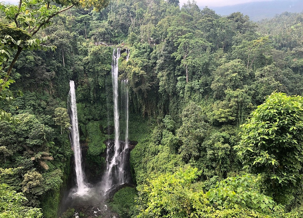 Rekomendasi Air Terjun Dengan Kolam Natural Di Bali - Air Terjun Sekumpul