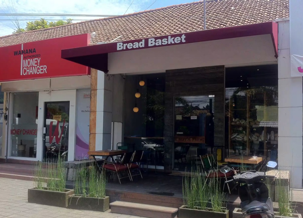Wisata Kuliner Bakery Estetik Di Bali - Bread Basket