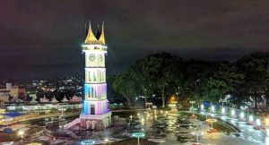 Jam Gadang Ikon Kota Bukit Tinggi 