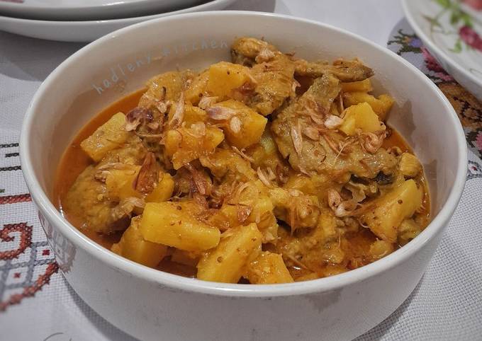 gulai ayam nanas