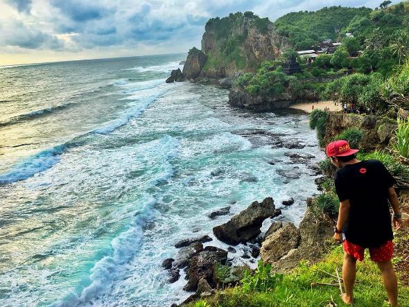 Keindahan Pantai Ngobaran Wisata Laut di Yogyakarta