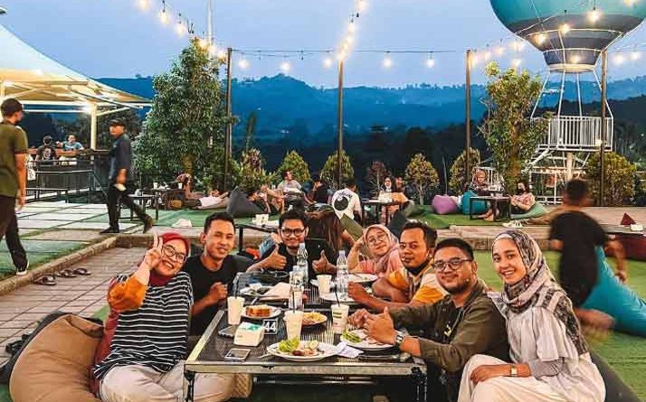 Tempat Berbuka Puasa yang Asri di Pelangi Cafe & Resto Bogor