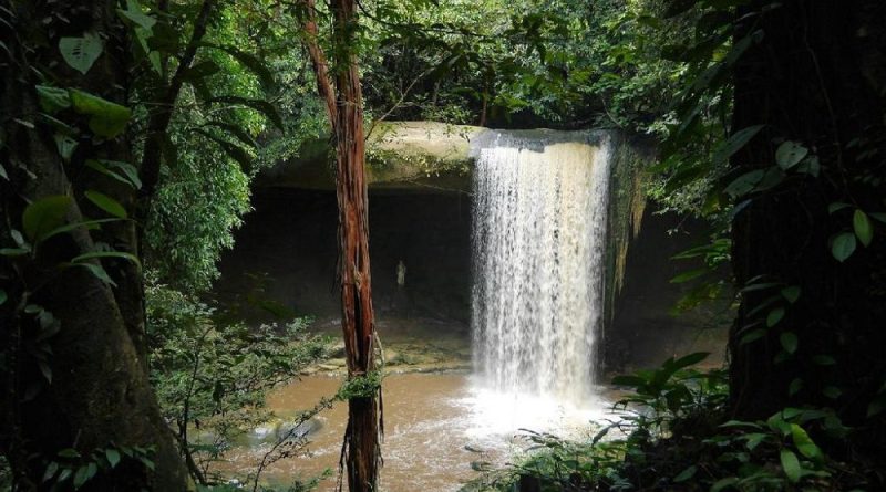 Rekomendasi Air Terjun Di Kalimantan Tengah Yang Wajib Anda Kunjungi - Air Terjun Bunda Maria