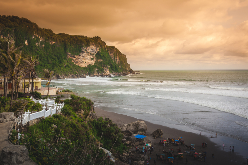 Pantai Parangtrisi Wisata Laut Bernuansa Romantis