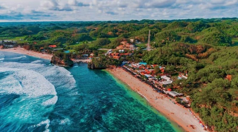 Wisata Laut Pantai Sadranan Yang Ada di Yogyakarta