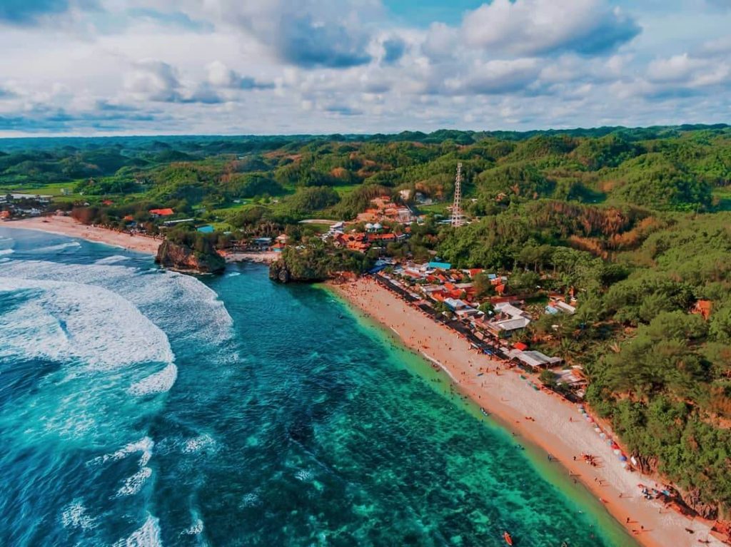 Wisata Laut Pantai Sadranan Yang Ada di Yogyakarta